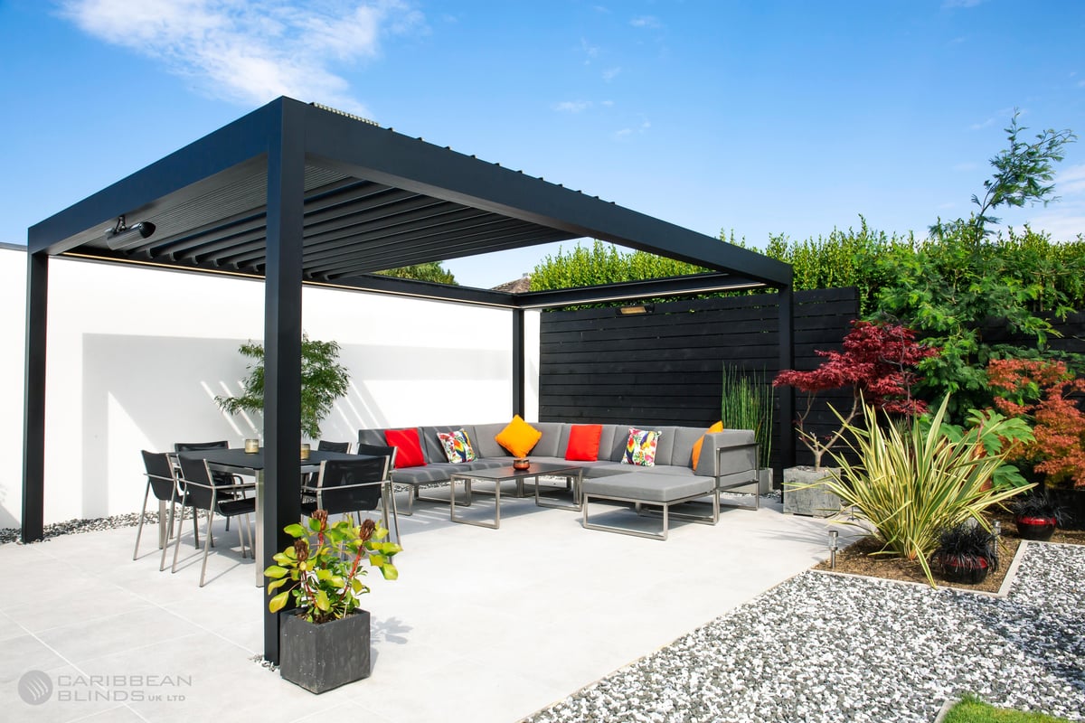 CB - Prestige Outdoor Living Pod - Black - 13